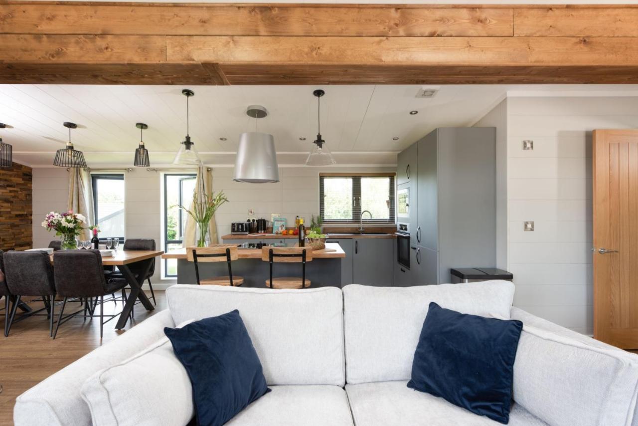 Primrose Lodge, 25 Roadford Lake Lodges Lifton Eksteriør bilde