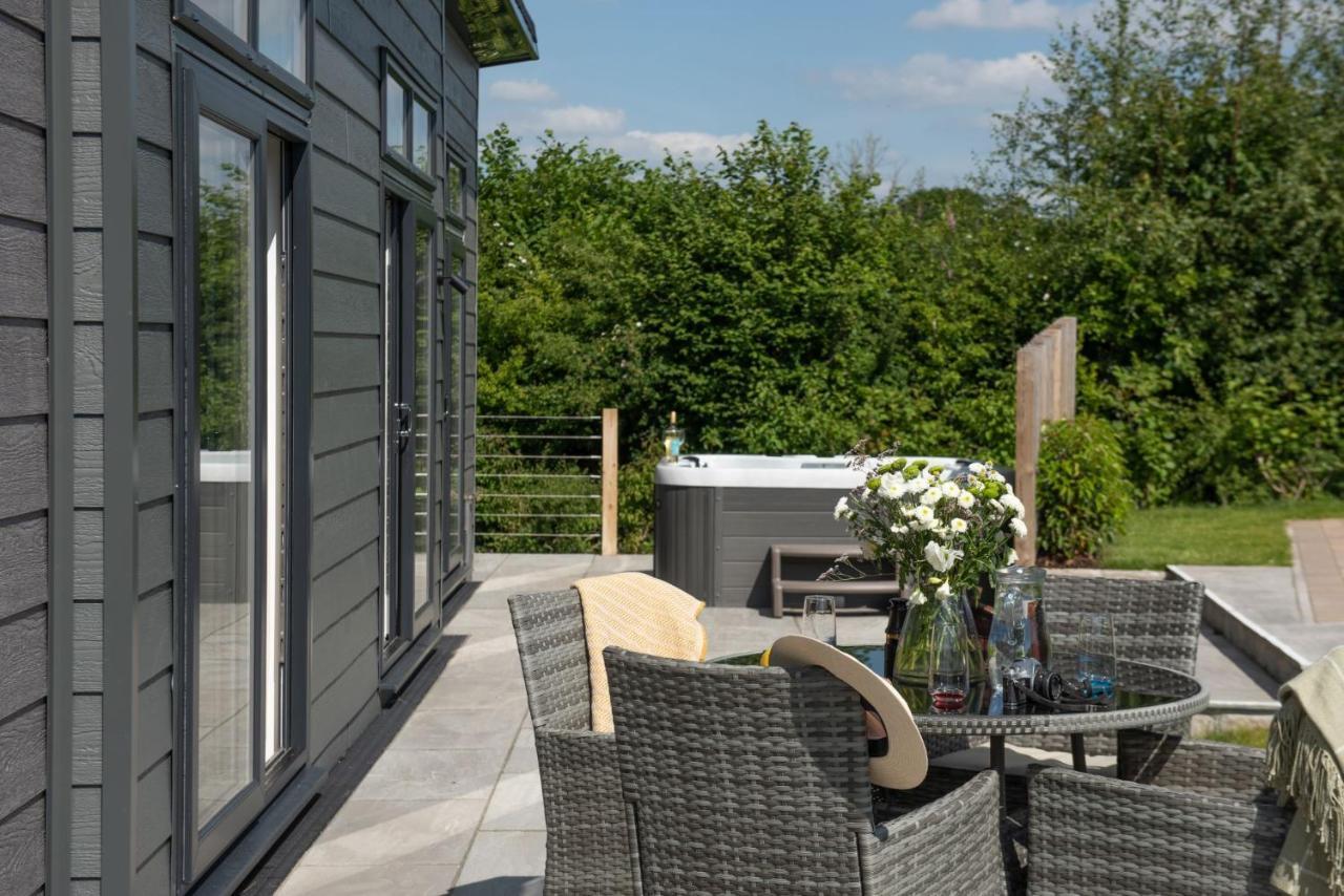 Primrose Lodge, 25 Roadford Lake Lodges Lifton Eksteriør bilde